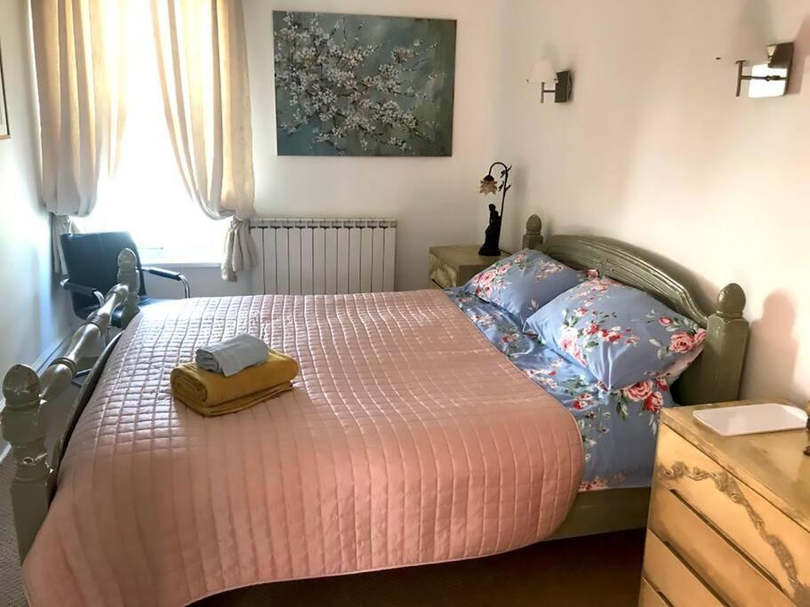 Aule Apartment *